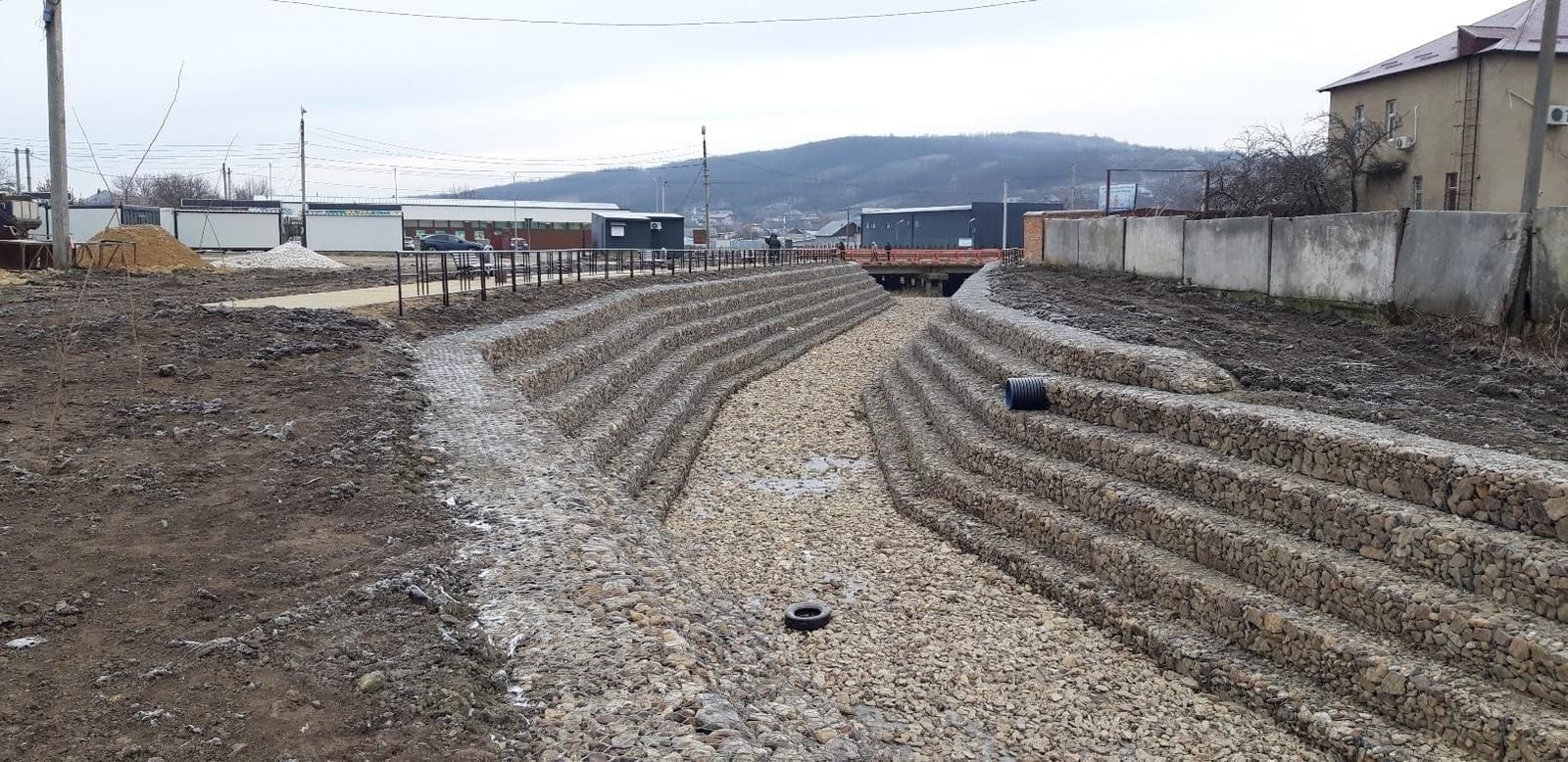 AMENAJAREA SECTORULUI ALBIEI RÎULUI VOROCEI CU LUNGIMEA DE 0,30 KM DIN OR. CĂINARI R-NUL CĂUȘENI - Image 5